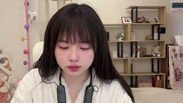 Chenjing0 online show from February 6, 2026, 4:30 am