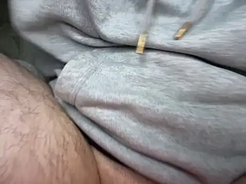 Archie8338 online show from April 7, 2026, 2:52 pm