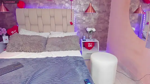 Scarlet lace online show from February 19, 2025, 8:31 pm