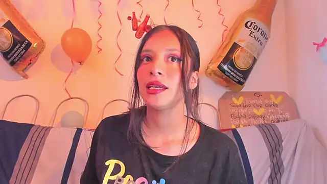 Snapshot of Misha_Lover chatting on October 3, 2025, 8:32 pm Misha Lover online show from October 3, 2025, 8:32 pm