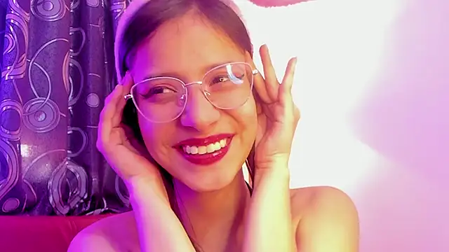 Snapshot of Misha_Lover chatting on September 8, 2025, 7:57 pm Misha Lover online show from September 8, 2025, 7:57 pm