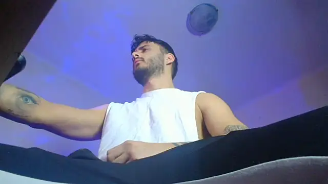 XanderCage99 online show from March 18, 2025, 1:01 pm