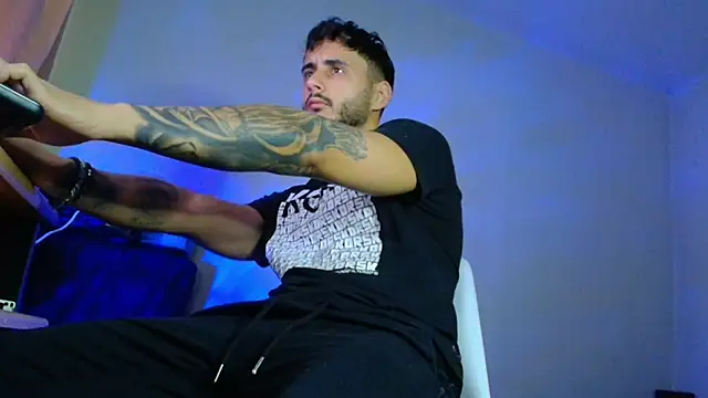 XanderCage99 online show from October 5, 2025, 5:20 am