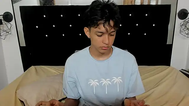 jisuscat online show from November 23, 2025, 6:45 am