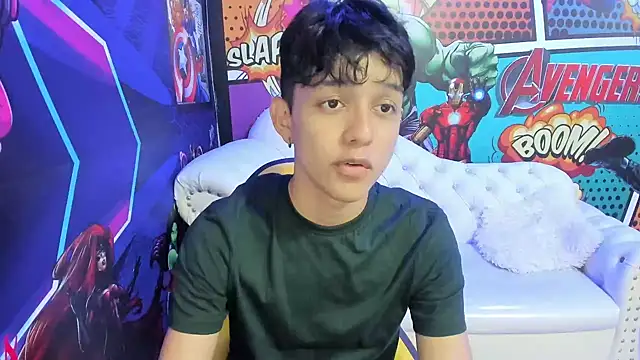 jisuscat online show from February 19, 2025, 7:05 pm