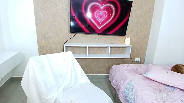 sexy melany xxx online show from September 12, 2025, 5:18 am