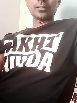 Abony femboy online show from January 8, 2026, 8:31 am