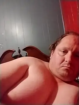 nikkits19 online show from January 7, 2025, 4:18 am