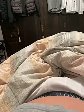 gamdschie49 online show from October 21, 2025, 7:13 pm