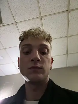 verici34 online show from November 23, 2025, 9:25 pm