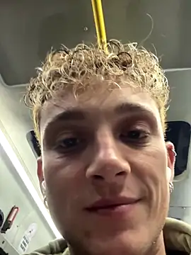 verici34 online show from November 2, 2025, 4:01 pm