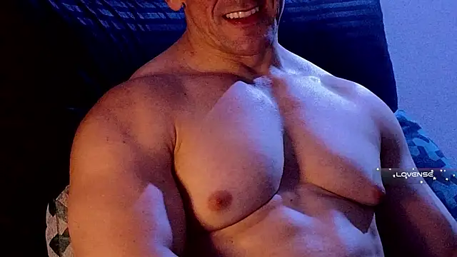 Snapshot of life_warrior chatting on February 12, 2025, 10:15 pm life warrior online show from February 12, 2025, 10:15 pm