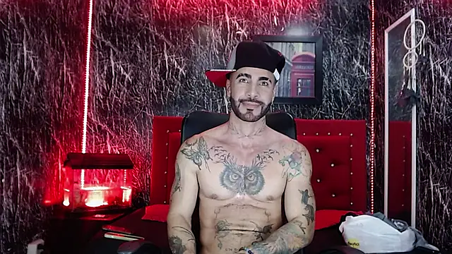 Lancelot Benwick online show from January 24, 2025, 4:16 am