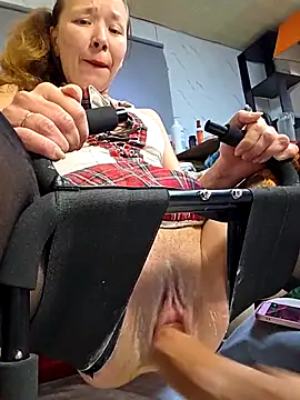 zasmin3 online show from October 28, 2025, 12:00 am