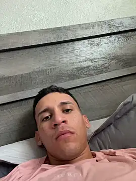 leisurelycriminal online show from December 17, 2025, 6:02 pm