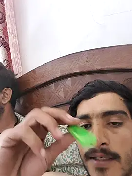 MAGNETICDADDY8 online show from November 24, 2025, 7:14 pm