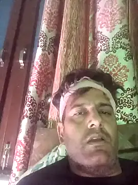 MAGNETICDADDY8 online show from March 18, 2025, 12:08 am