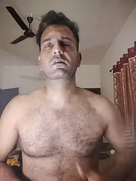 MAGNETICDADDY8 online show from September 27, 2025, 10:05 pm