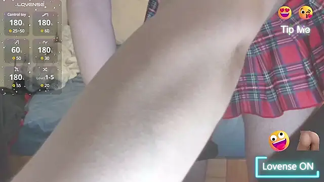 BBWxTinyKay online show from January 29, 2025, 8:51 am