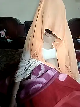 karishma736 online show from January 15, 2025, 3:18 pm