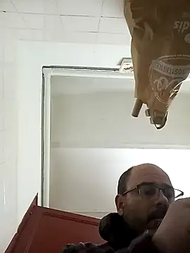 lorestes online show from January 9, 2025, 8:13 am