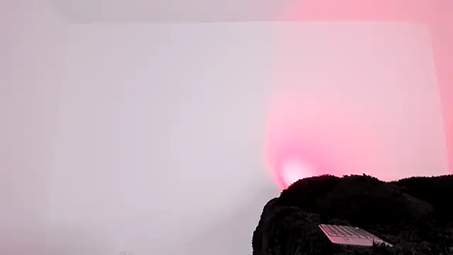 Snapshot of Laurensmith9 chatting on March 14, 2025, 12:29 pm Laurensmith9 online show from March 14, 2025, 12:29 pm