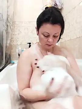 natnett online show from October 21, 2025, 4:06 pm