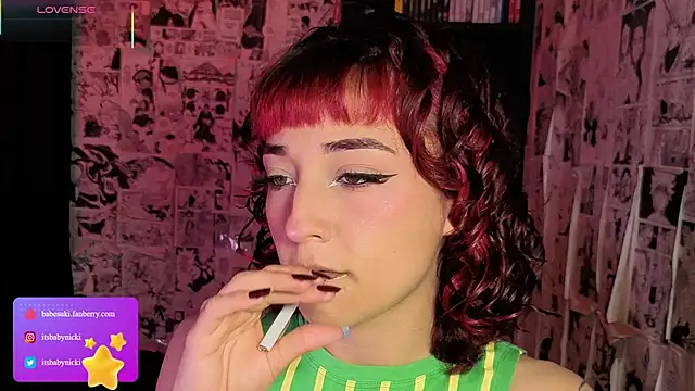 Snapshot of NickiYoung chatting on June 3, 2026, 3:17 pm NickiYoung online show from June 3, 2026, 3:17 pm