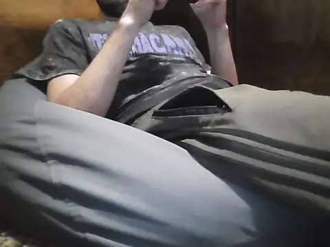 AlferezzSolvajo online show from September 9, 2025, 10:25 am