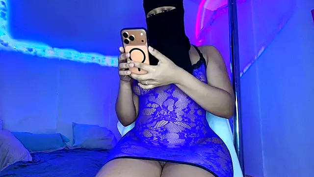 Snapshot of Amira_bayby chatting on March 7, 2026, 6:57 pm Amira bayby online show from March 7, 2026, 6:57 pm