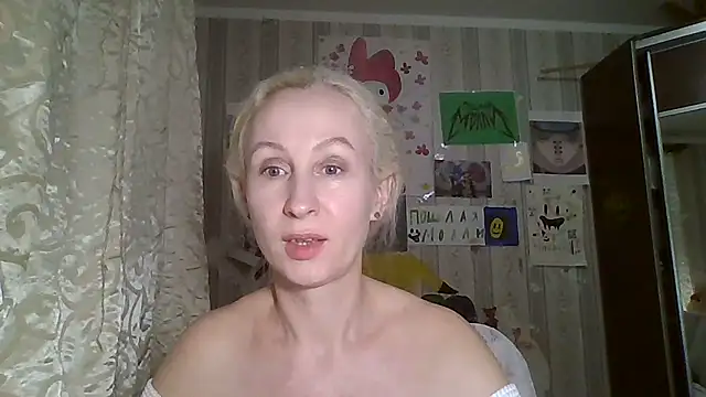 Snapshot of Mariana_har777 chatting on March 1, 2025, 6:32 pm Mariana har777 online show from March 1, 2025, 6:32 pm