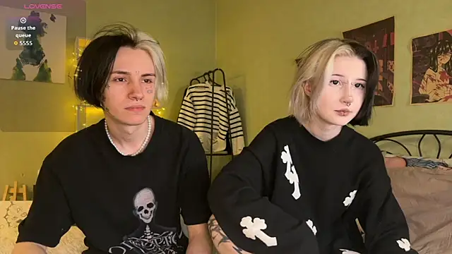 VeryRare TwinS online show from October 10, 2025, 9:48 pm