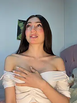 Maddy Jones online show from March 18, 2025, 10:48 pm