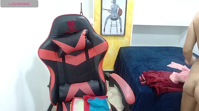 Anniee x online show from March 10, 2025, 12:38 pm