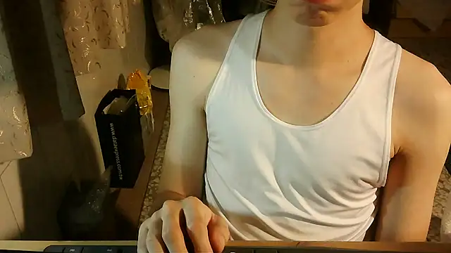 KYU890428 online show from October 9, 2025, 6:30 pm