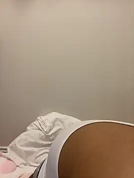 AwkwardJasminee online show from November 10, 2025, 3:06 pm