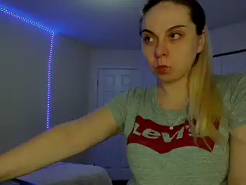 HappyIva online show from February 27, 2025, 9:50 am