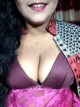 YERY HOT online show from December 3, 2025, 6:07 pm