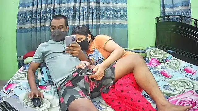 Hot Nila online show from September 15, 2025, 3:07 am