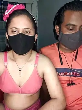 Hot Nila online show from March 19, 2025, 5:39 pm