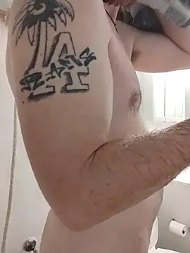 douchydan42 online show from November 14, 2025, 5:33 am