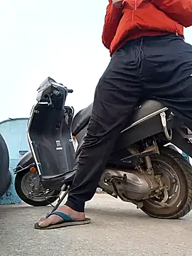 Snapshot of aryan_8051 chatting on January 14, 2025, 10:38 am aryan 8051 online show from January 14, 2025, 10:38 am