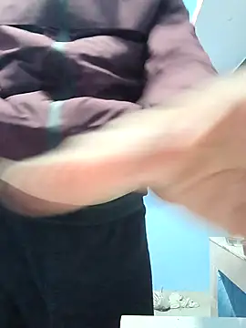 Snapshot of aryan_8051 chatting on January 10, 2025, 5:02 pm aryan 8051 online show from January 10, 2025, 5:02 pm