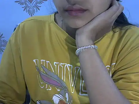 Snapshot of Misha_Sweett chatting on December 22, 2025, 9:09 am Misha Sweett online show from December 22, 2025, 9:09 am