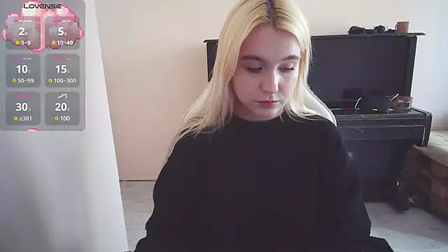 hornyyeva online show from March 3, 2025, 6:09 am