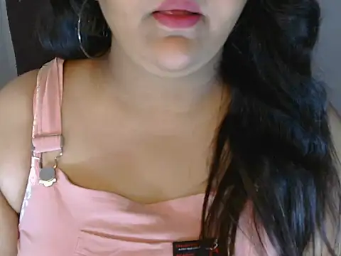 Snapshot of Jenny_lovee chatting on April 26, 2026, 2:36 pm Jenny lovee online show from April 26, 2026, 2:36 pm