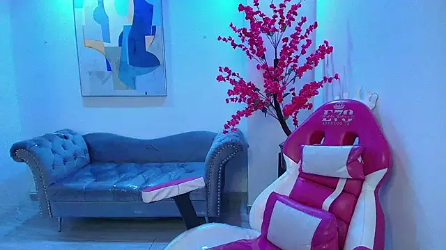 Snapshot of Arianna_sweeet chatting on September 13, 2025, 4:01 am Arianna sweeet online show from September 13, 2025, 4:01 am