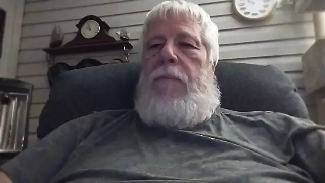 Snapshot of Futura_intx chatting on July 2, 2026, 2:56 am Futura intx online show from July 2, 2026, 2:56 am