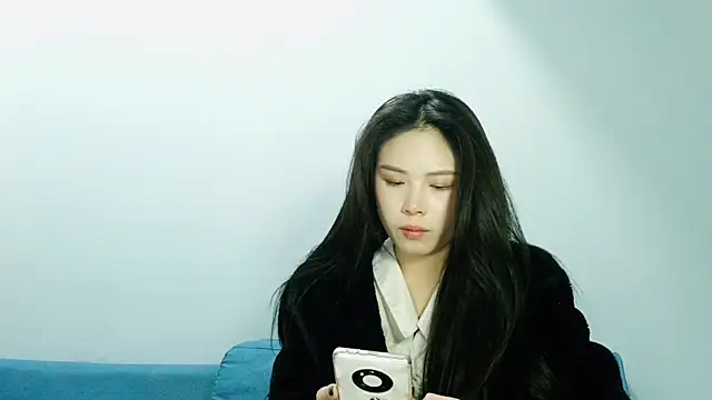 csck2025 online show from January 13, 2025, 1:28 pm