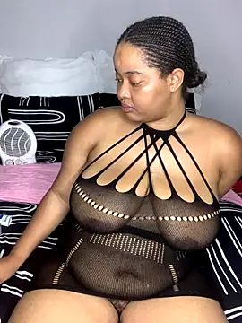 sexytinashe21 online show from December 16, 2025, 7:40 pm